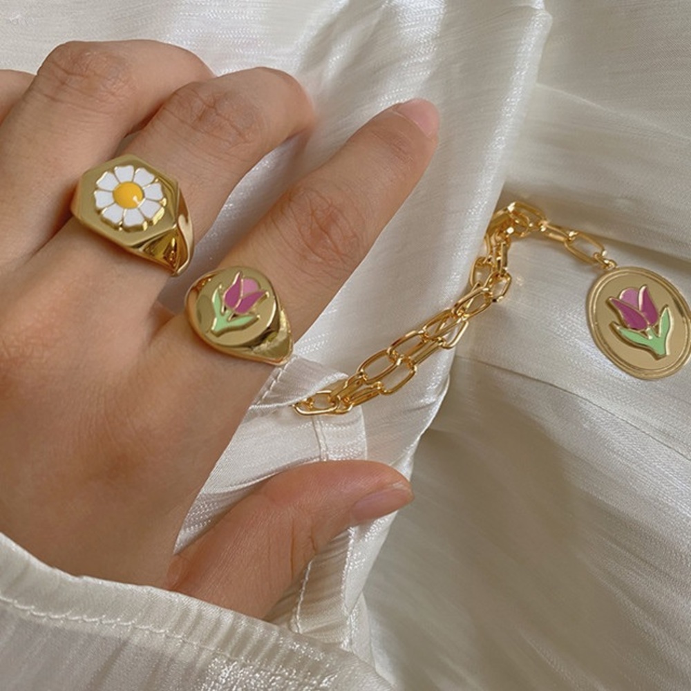 NEW Flower Power Ring Set - Picture 2 of 2